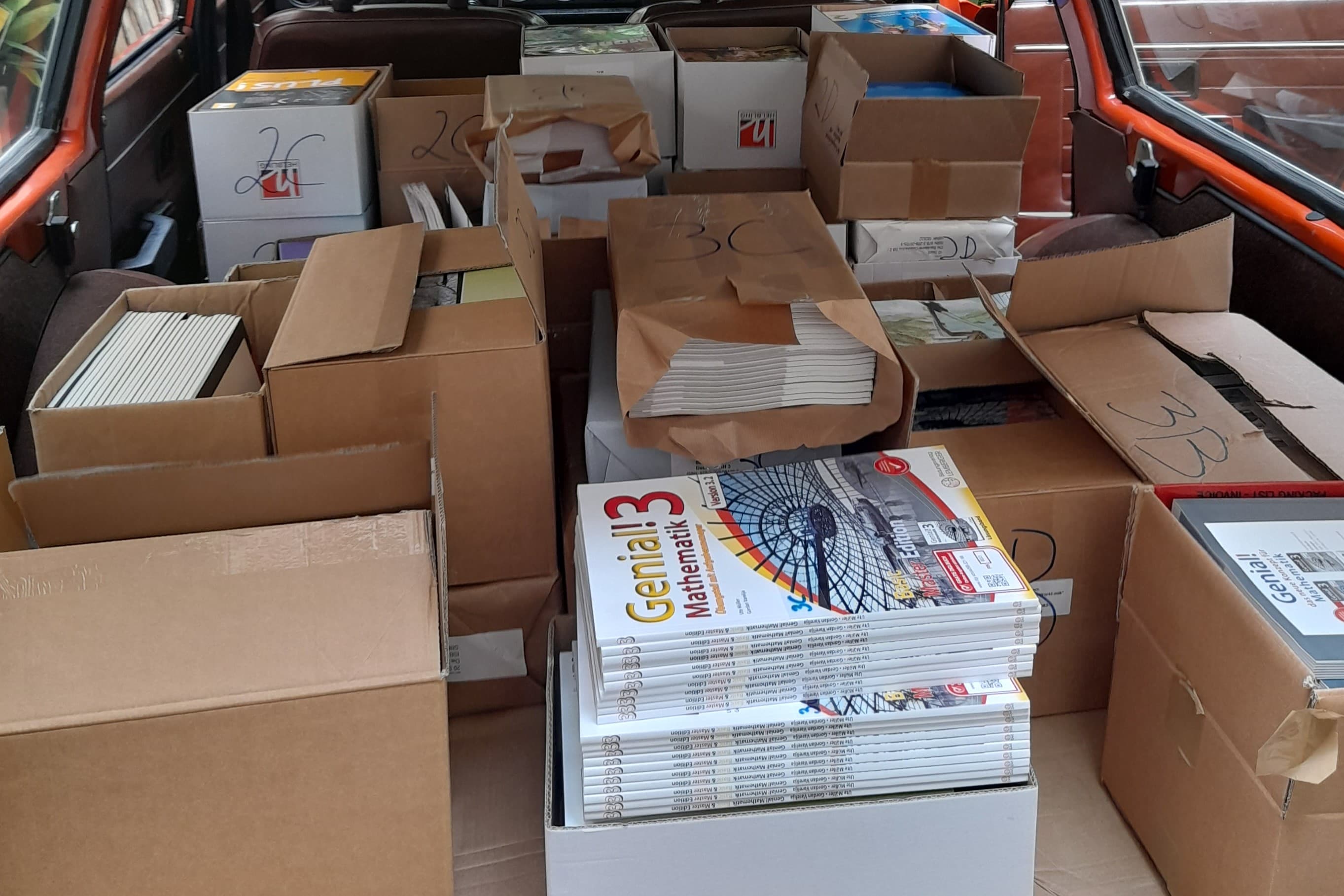 Schulbücherauslieferung