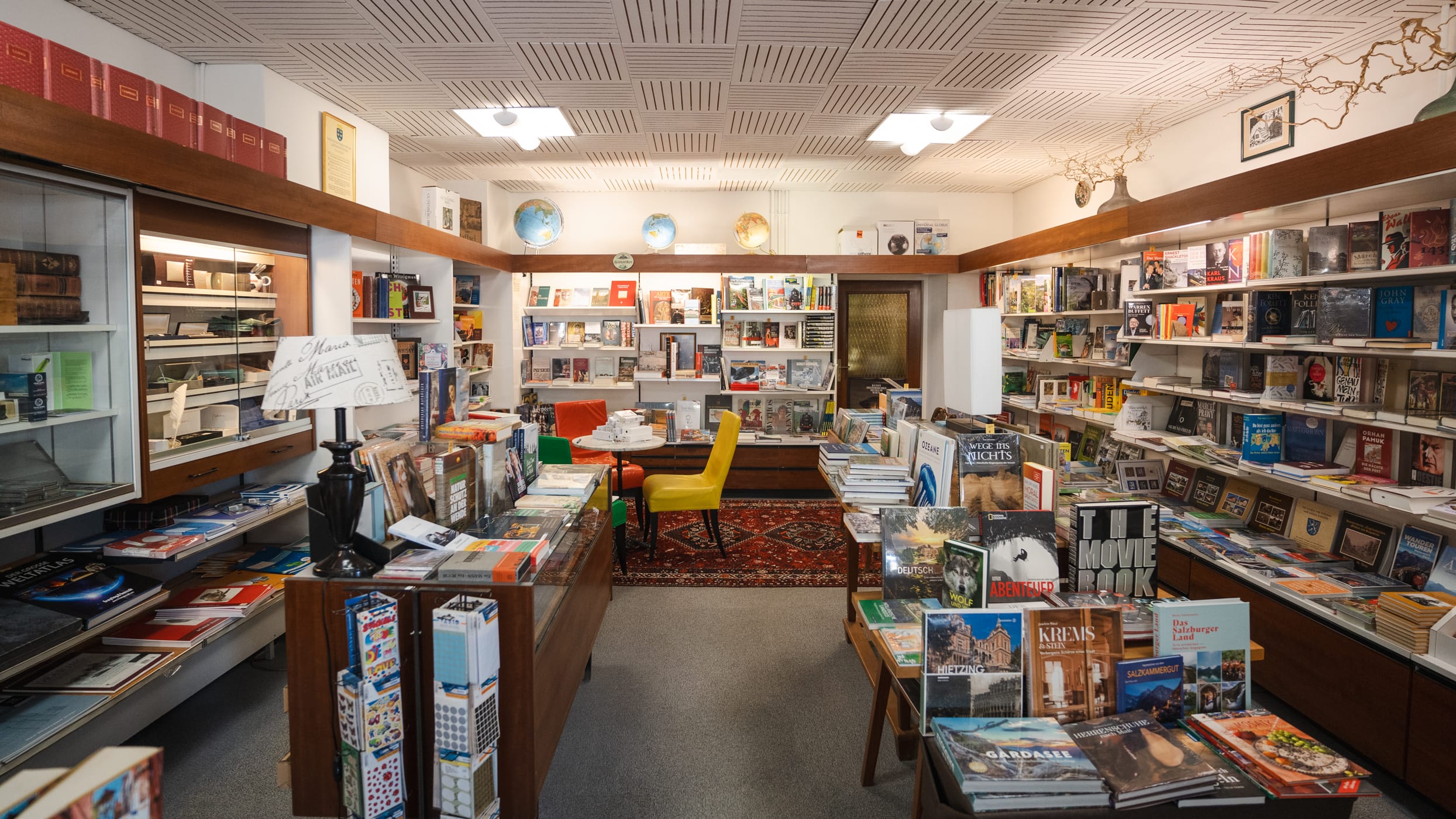Buchhandlung Ebner Foto-1